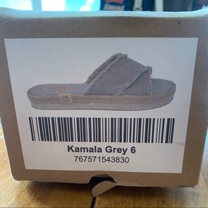 Nalho size 6 yoga mat sandals in Kamala Grey